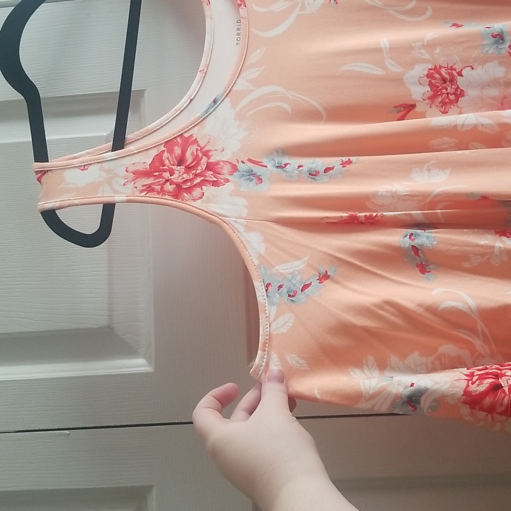 Torrid top - Picture 4 of 11